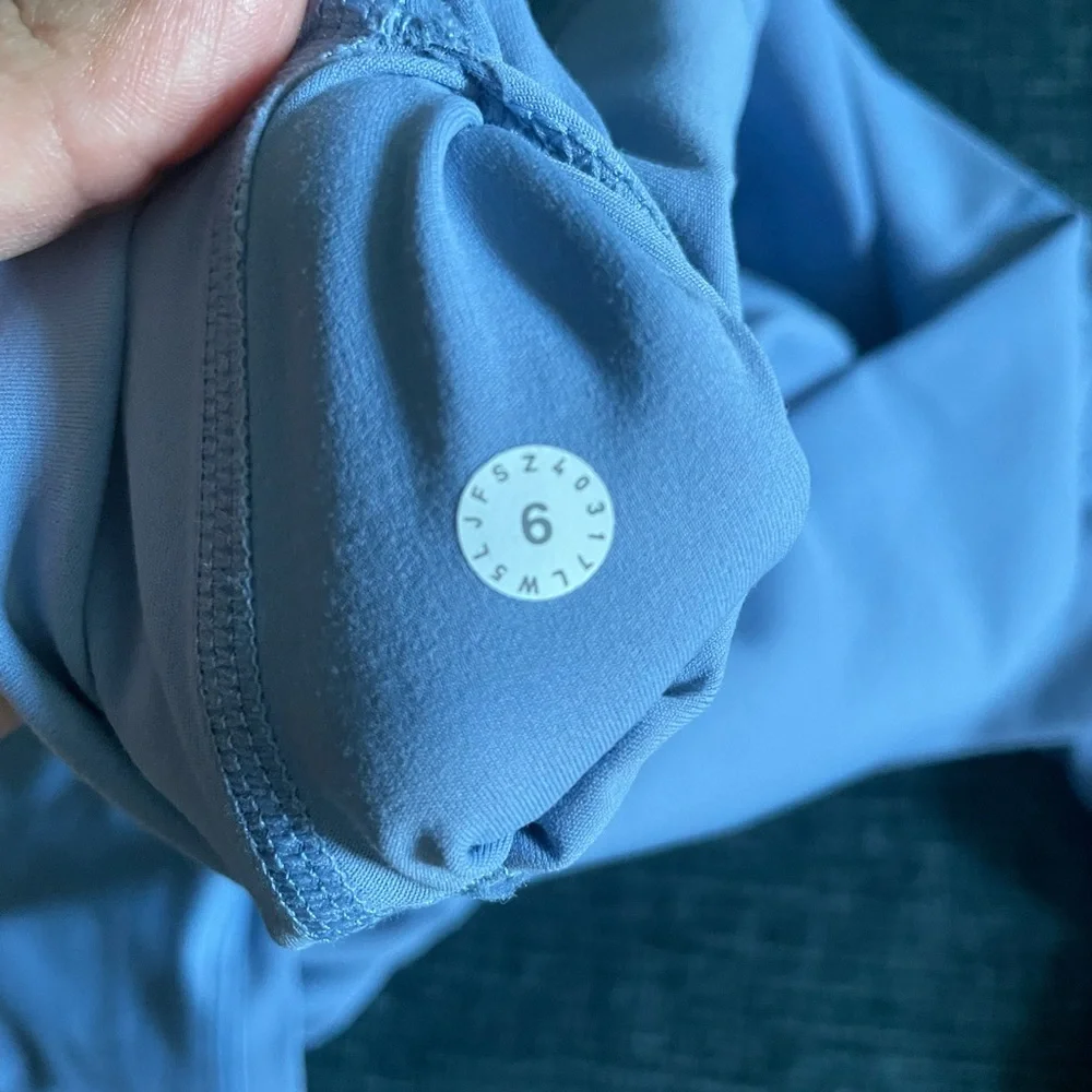 Women Lululemon Align Pant Leggings Size 6 - Picture 3 of 5